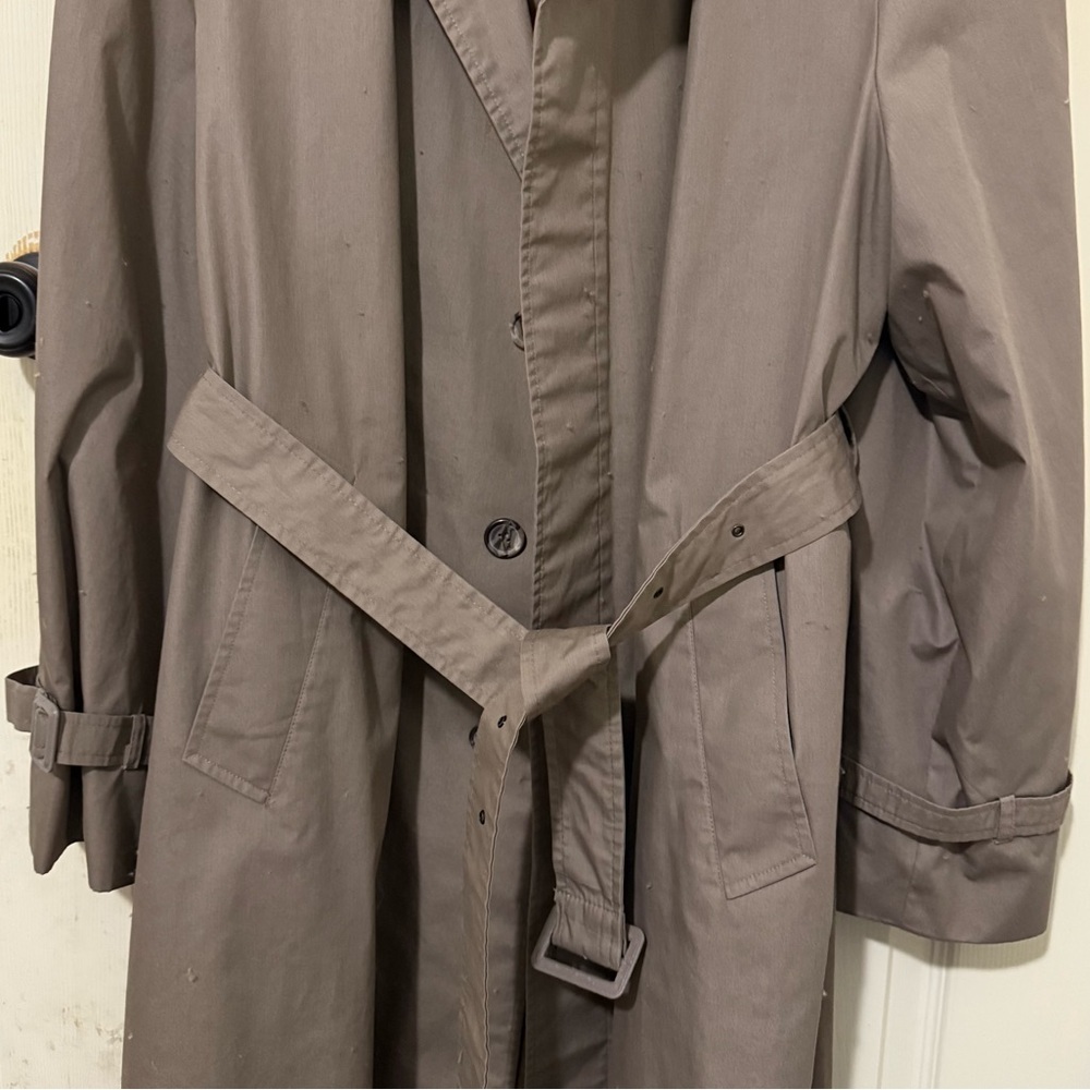 Vintage Climatizer Trench Coat Taupe | Belted | Size 42 Tall | Classic Raincoat - Picture 3 of 14